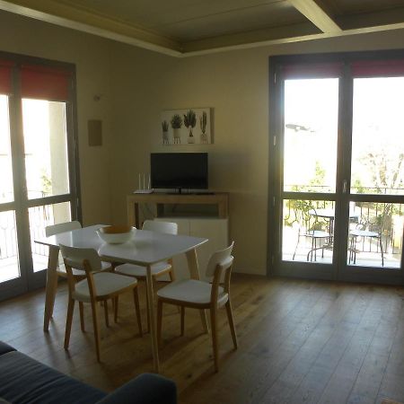 Petra Magica Apartment San Pantaleo Ngoại thất bức ảnh