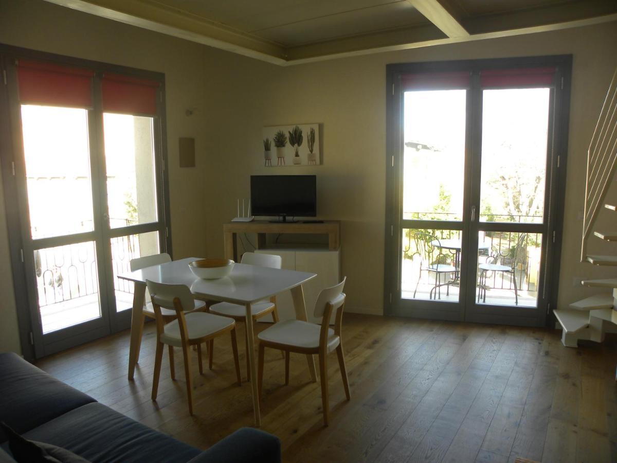 Petra Magica Apartment San Pantaleo Ngoại thất bức ảnh