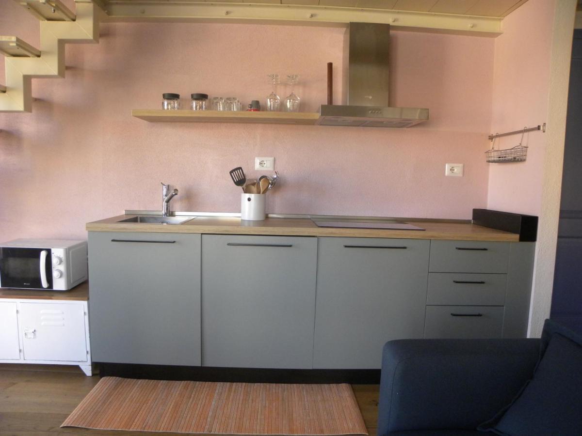 Petra Magica Apartment San Pantaleo Ngoại thất bức ảnh